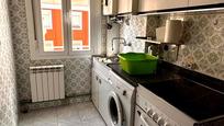 Kitchen of Flat for sale in  Logroño