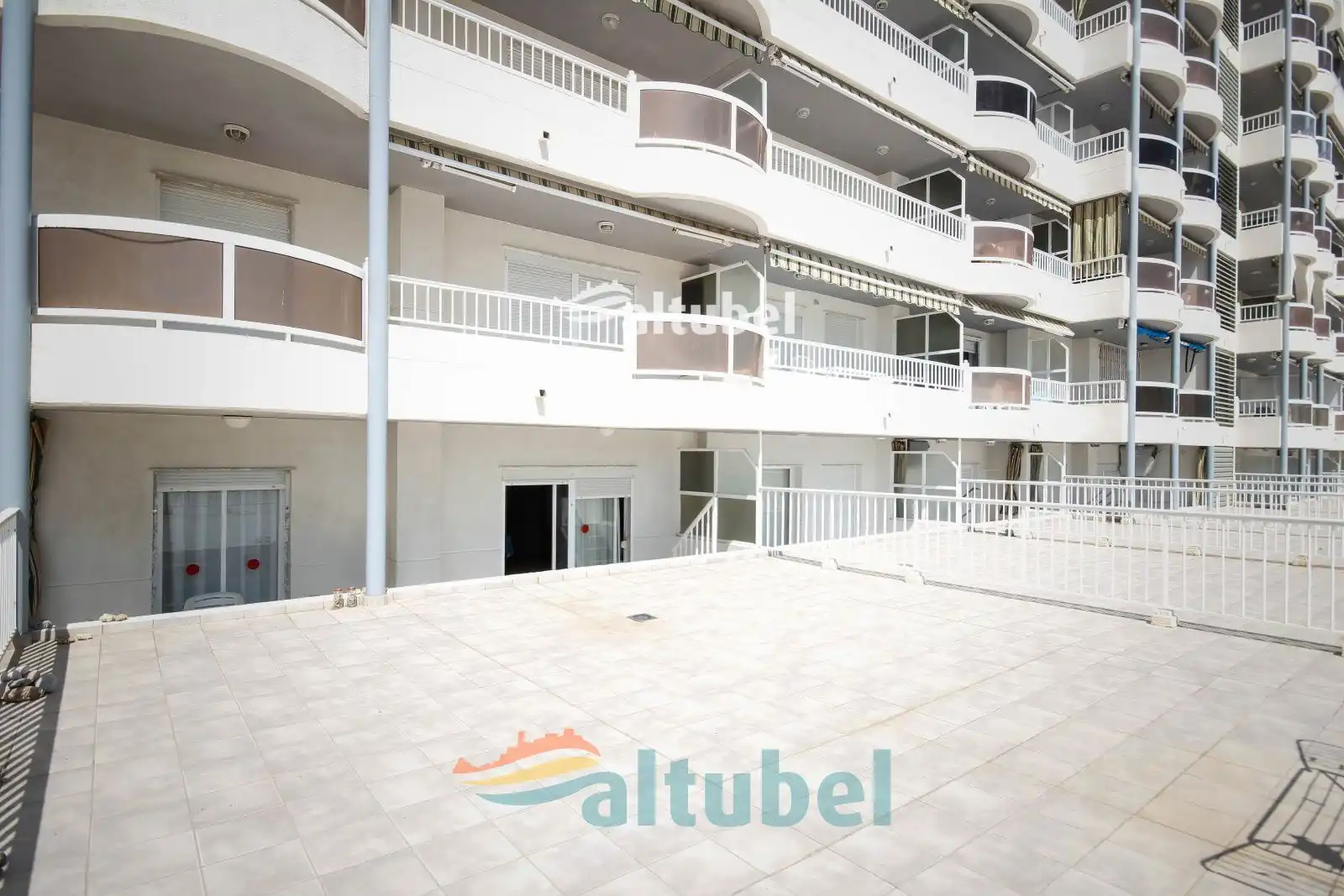 Außenansicht von Wohnungen zum Verkauf in Peñíscola / Peníscola mit Terrasse, Schwimmbad und Gemeinschaftspool