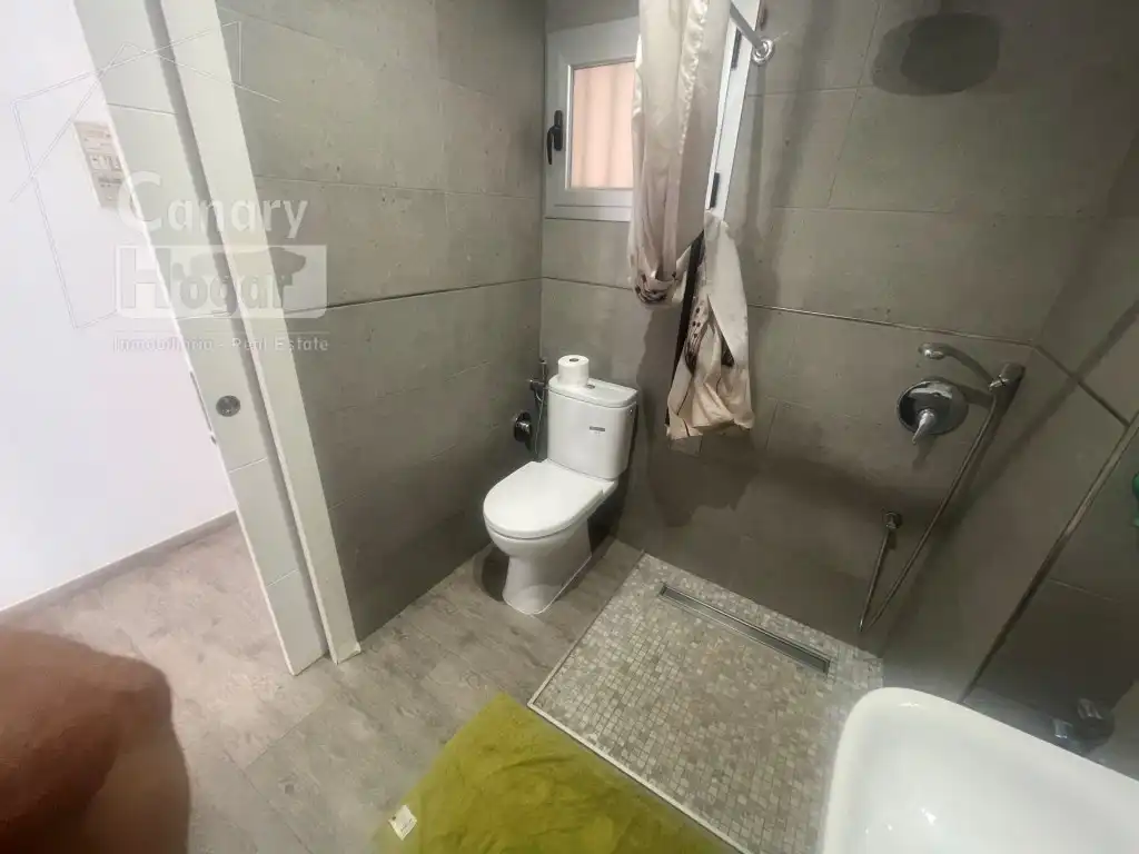 Bathroom of Apartments for sale in Arona