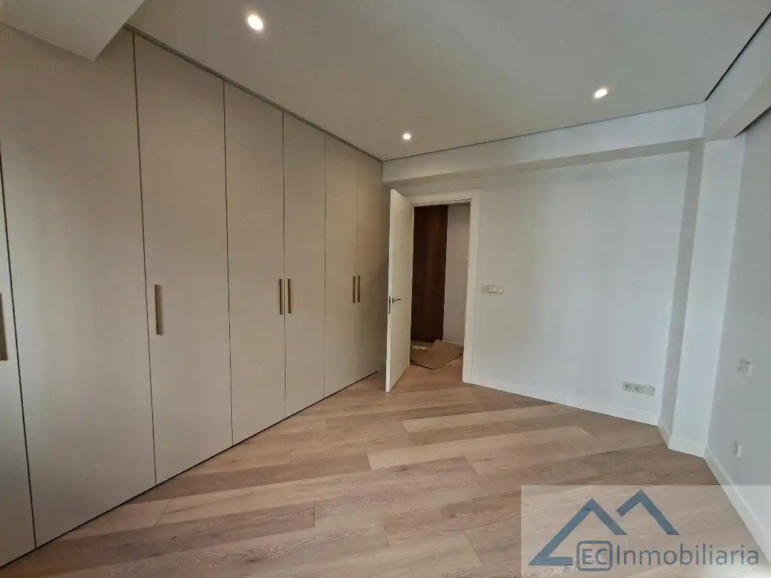 Habitación de Piso en venta en Santander con Calefacción y Trastero