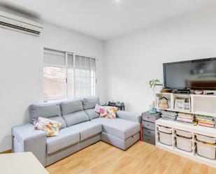 Living room of Flat for sale in  Barcelona Capital  with Heating