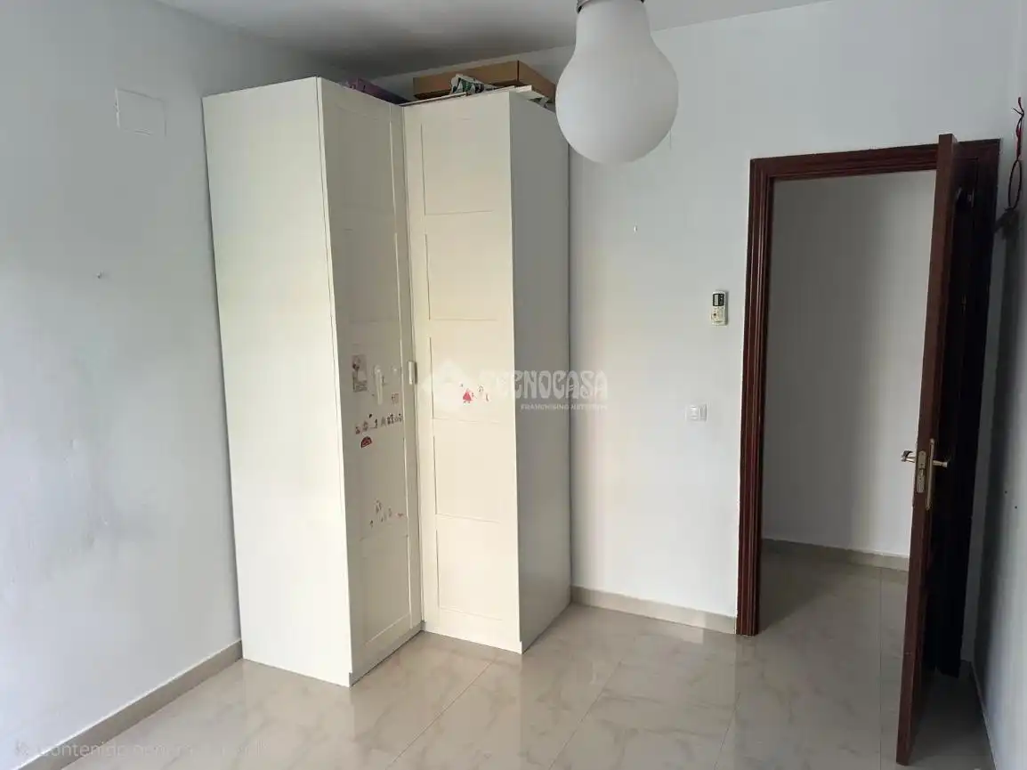 Habitación de Piso en venta en Sevilla con Aire acondicionado y Terraza