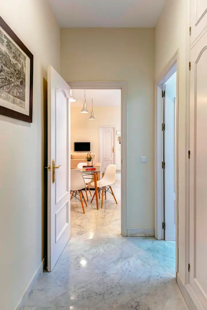 Comedor de Piso de alquiler en Sevilla con Aire acondicionado, Calefacción y Lavadora