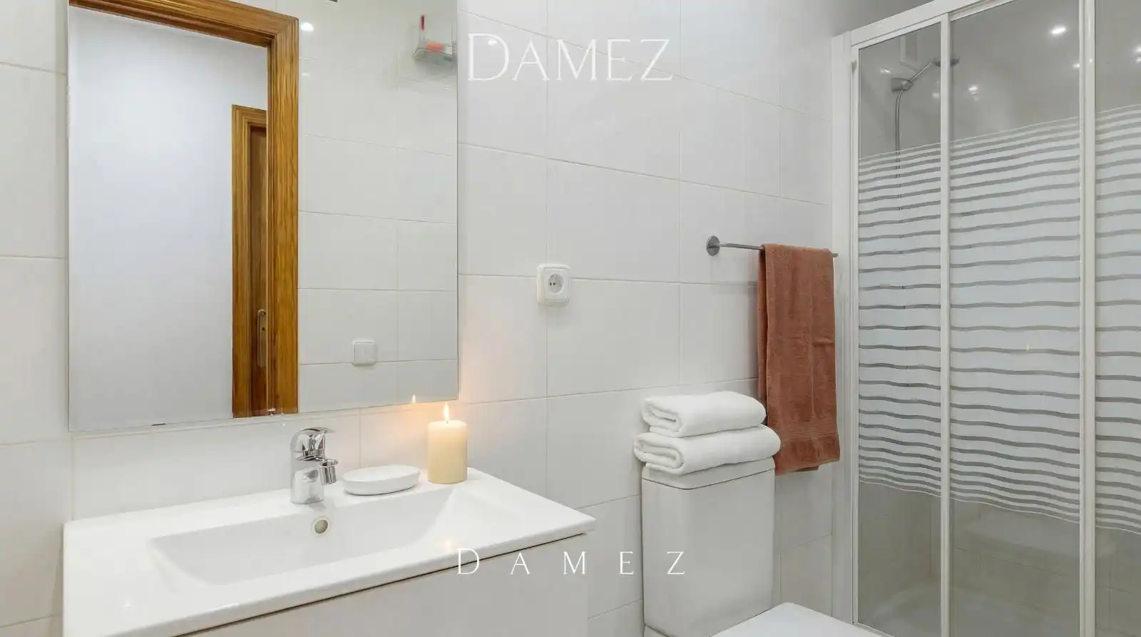 Baño de Piso en venta en Madrid con Aire acondicionado y Amueblado