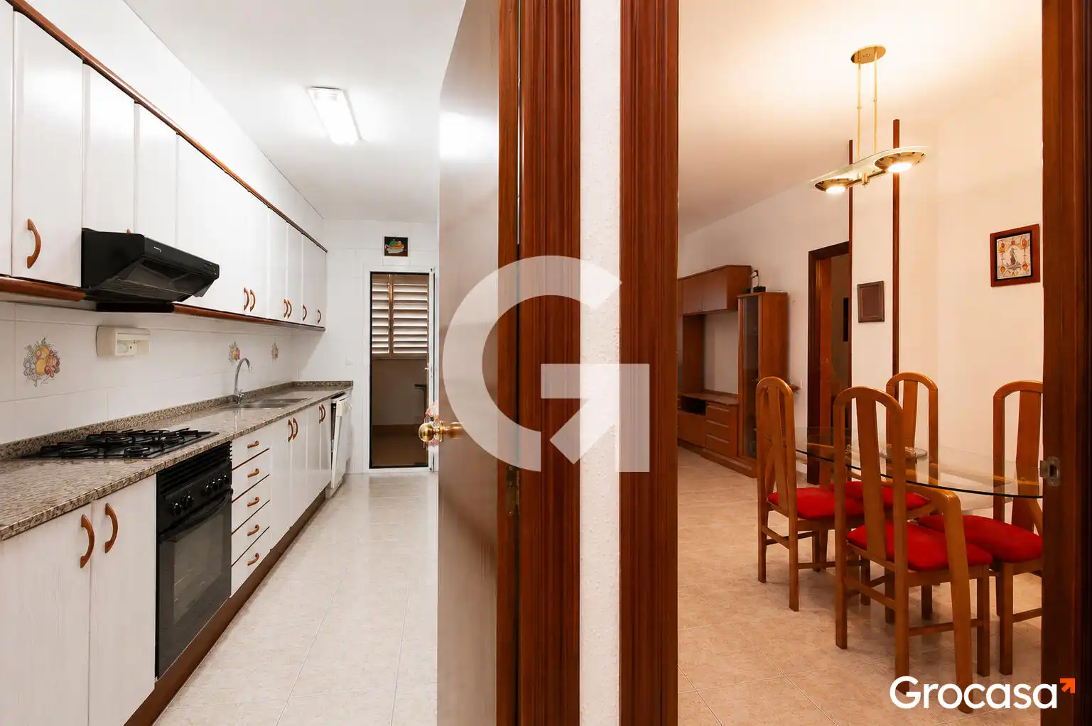 Cocina de Piso en venta en Sant Vicenç Dels Horts con Calefacción, Amueblado y Horno