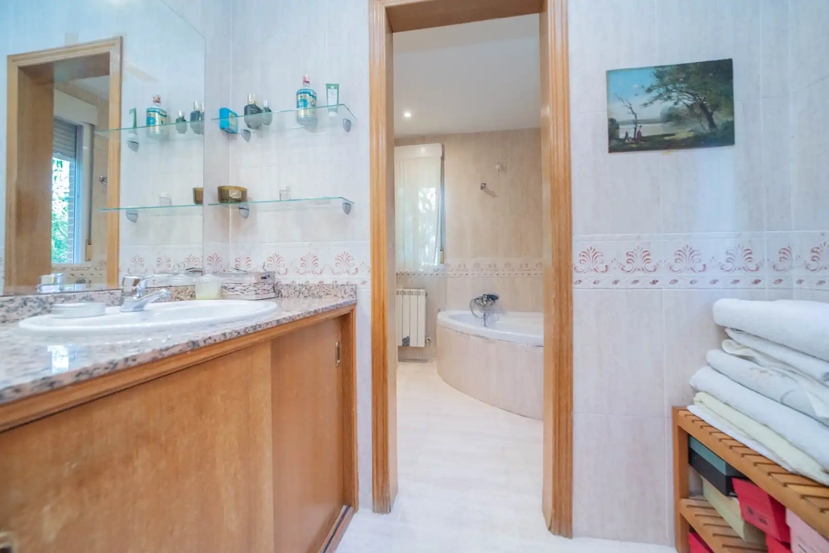 Badezimmer von Haus oder Chalet zum Verkauf in Torrelodones mit Klimaanlage, Heizung und Privatgarten