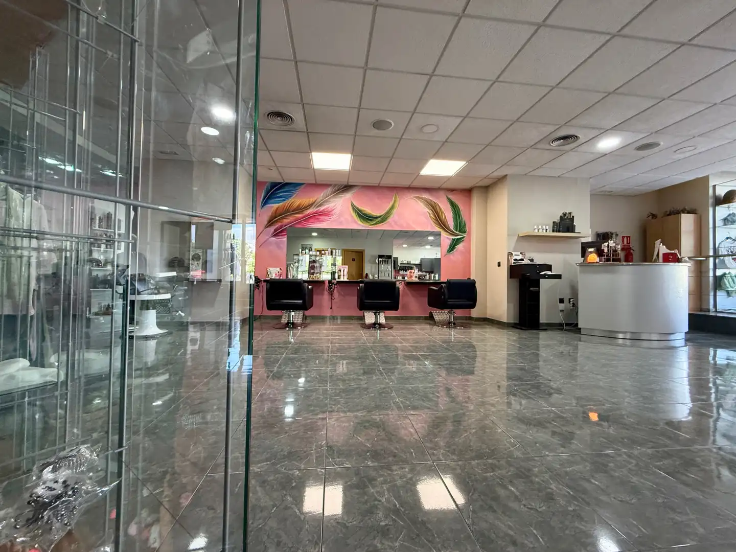 Local en venta en Terrassa con Aire acondicionado, Calefacción y Internet