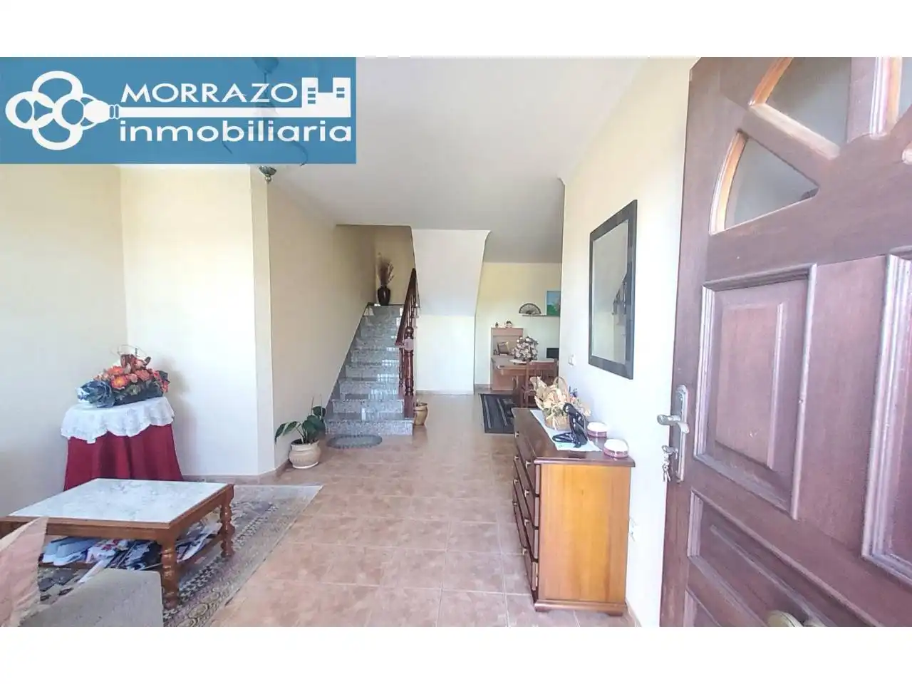 Vista exterior de Casa o xalet en venda en Bueu amb Calefacció, Parquet i Moblat