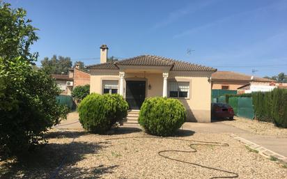 Exterior view of Country house for sale in  Córdoba Capital  with Air Conditioner, Heating and Private garden