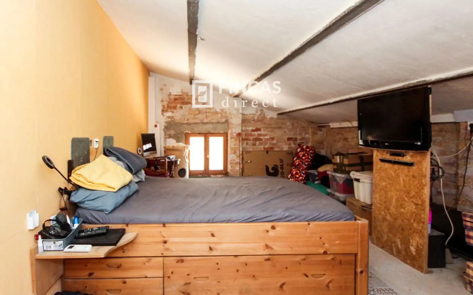 Bedroom of Country homes for sale in Cretas  with Air Conditioner