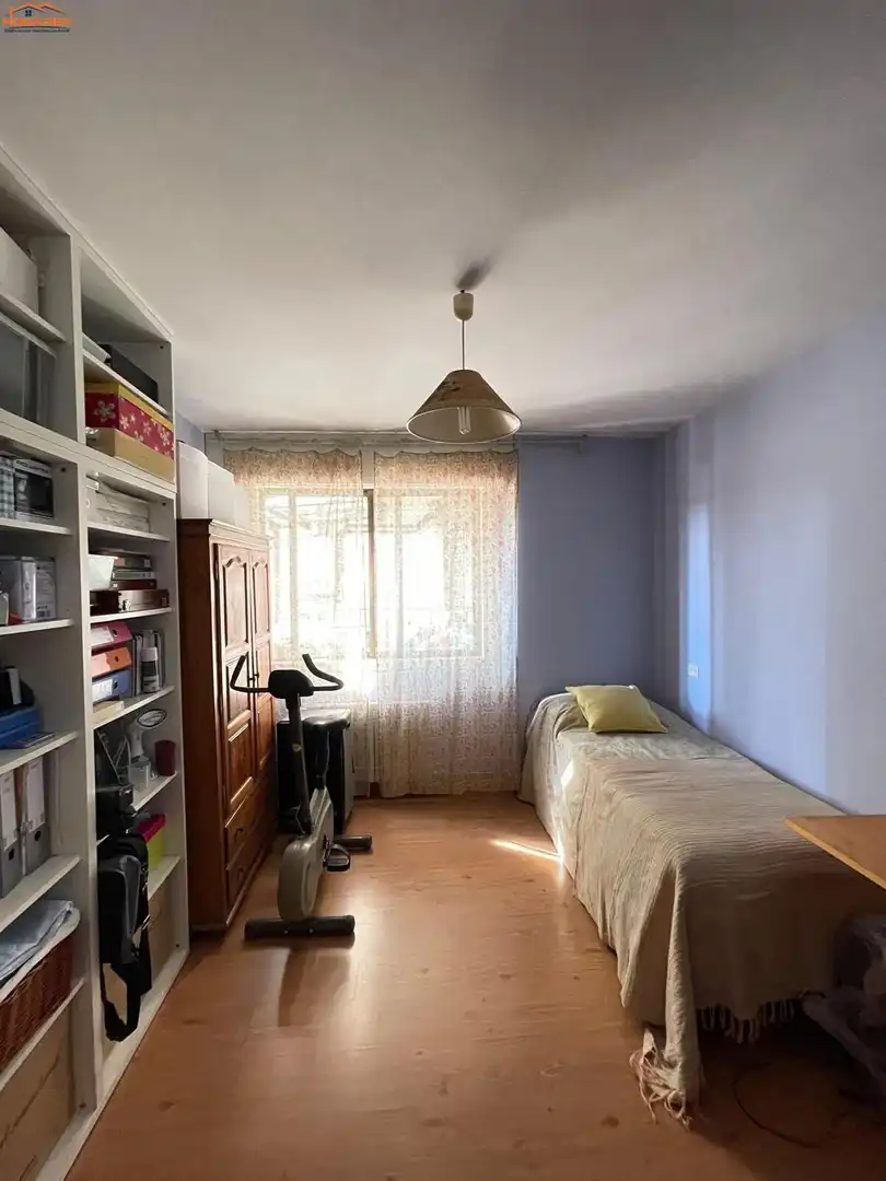 Habitación de Piso en venta en Tomiño con Calefacción, Terraza y Balcón
