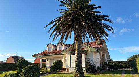Foto 3 de Casa o chalet en venta en Calle Gremio de Los Pescadores, Luanco - Aramar - Antromero, Gozón