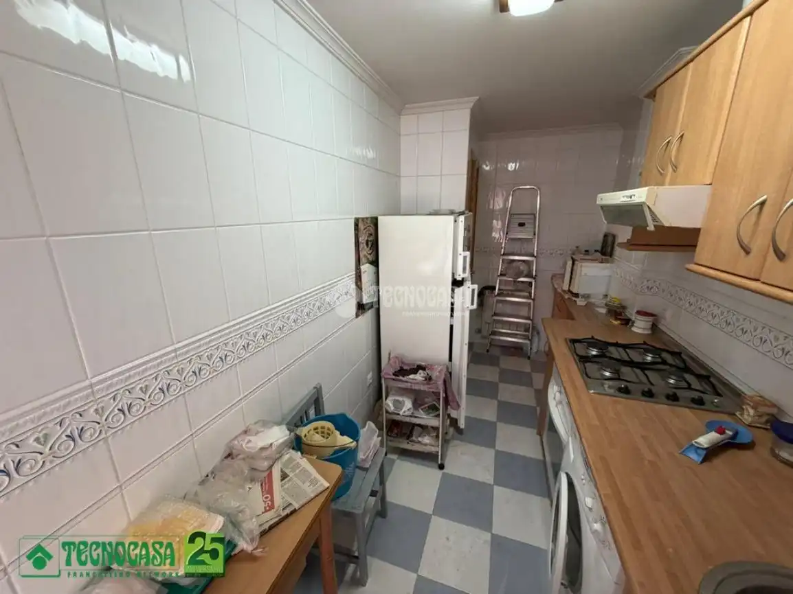 Cocina de Piso en venta en Ciudad Real con Calefacción y Trastero