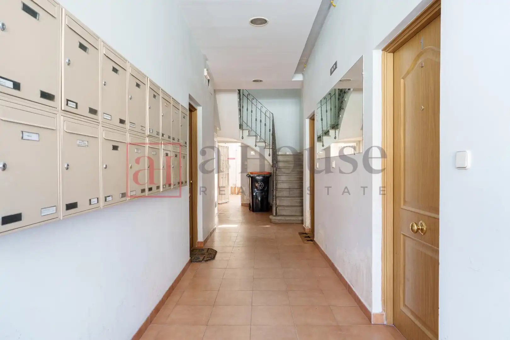 Ground floor for sale in Madrid  with Air Conditioner, Heating and Furnished