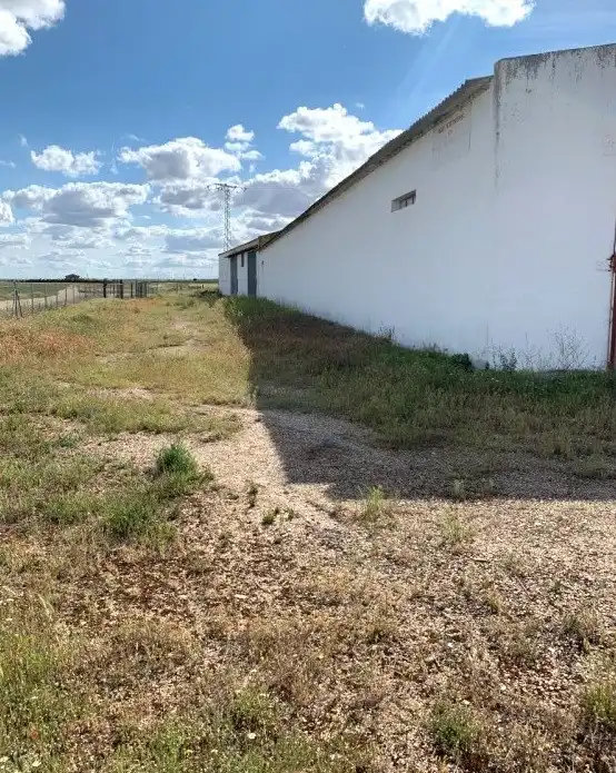 Nave industrial en venta en Valdestillas