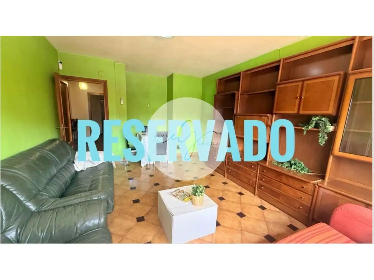 Piso con ascensor en venta en Calle Ronda de Gracia