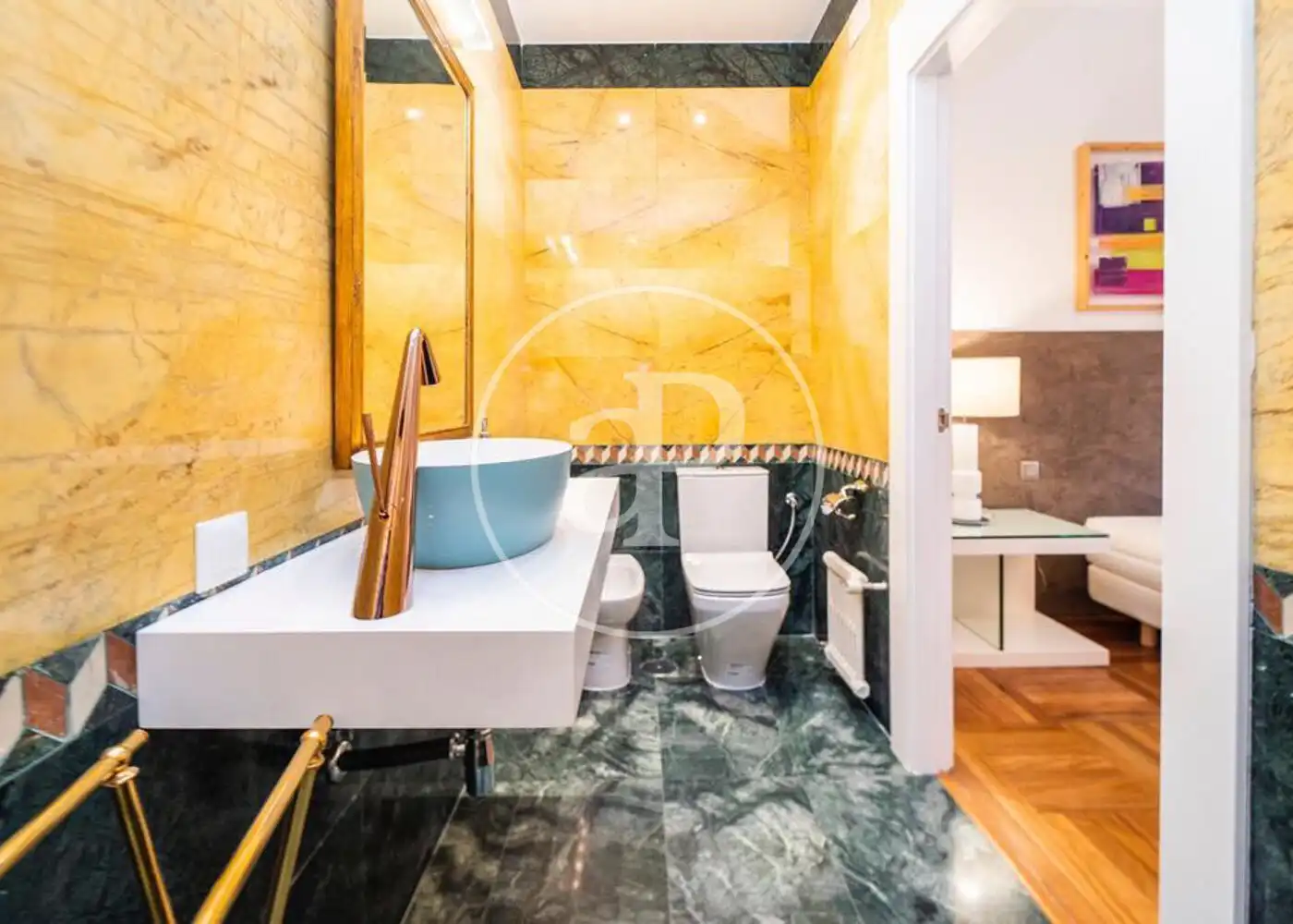 Baño de Piso de alquiler en Madrid con Aire acondicionado y Calefacción