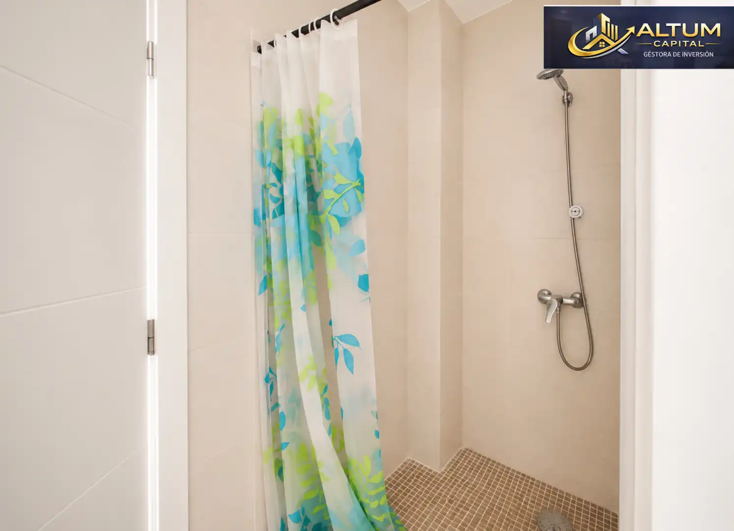 Bathroom of Flat for sale in Arona  with Furnished, Oven and Washing machine