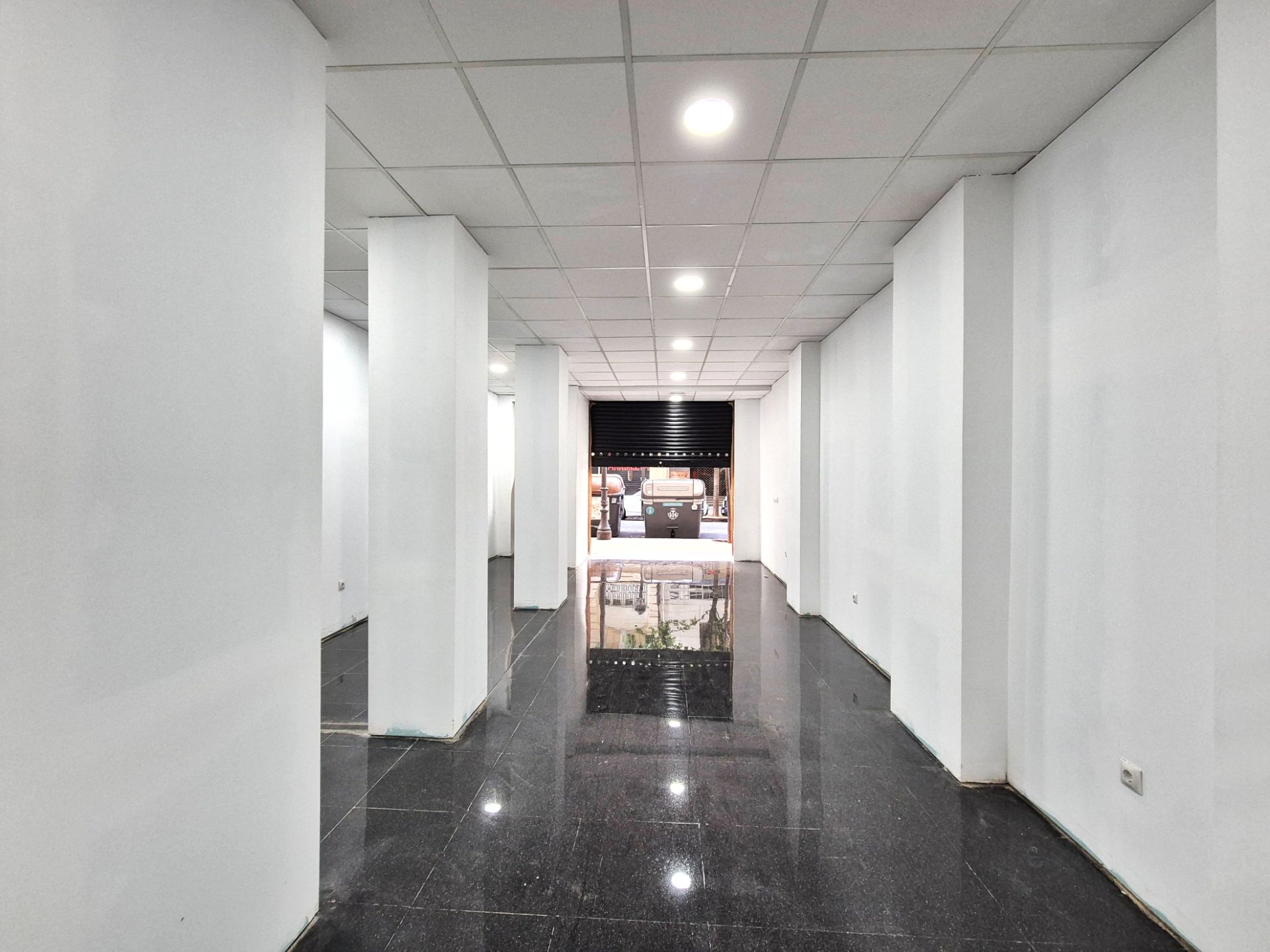 Premises to rent in Carrer de Salamanca, Gran Via, L'Eixample,  Valencia Capital
