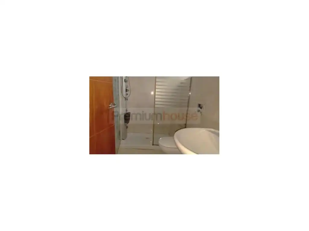 House with pool for sale in Calle Auguste Renoir, imagen 5