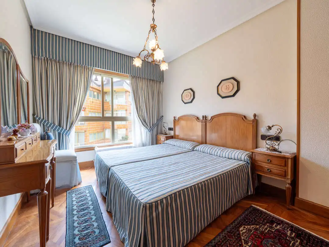 Schlafzimmer von Wohnung zum Verkauf in Zarautz mit Heizung, Privatgarten und Terrasse
