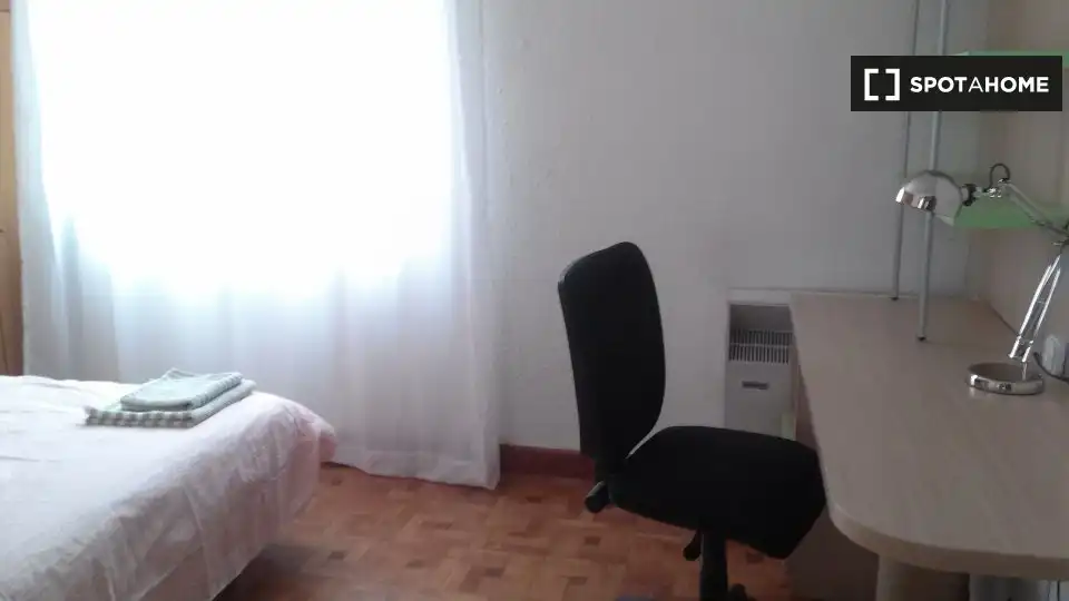Zimmer in 2º Ensanche