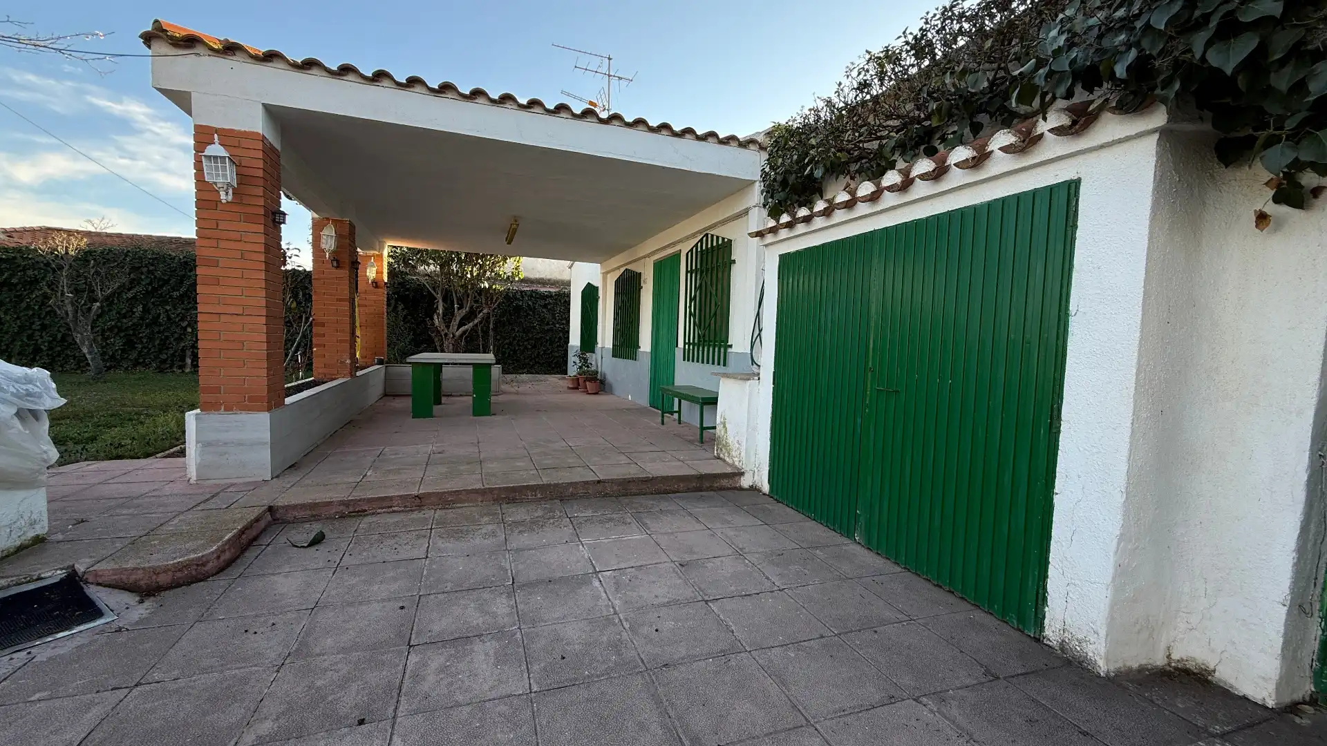 Jardí de Casa o xalet en venda en Barrax amb Calefacció, Piscina i Moblat
