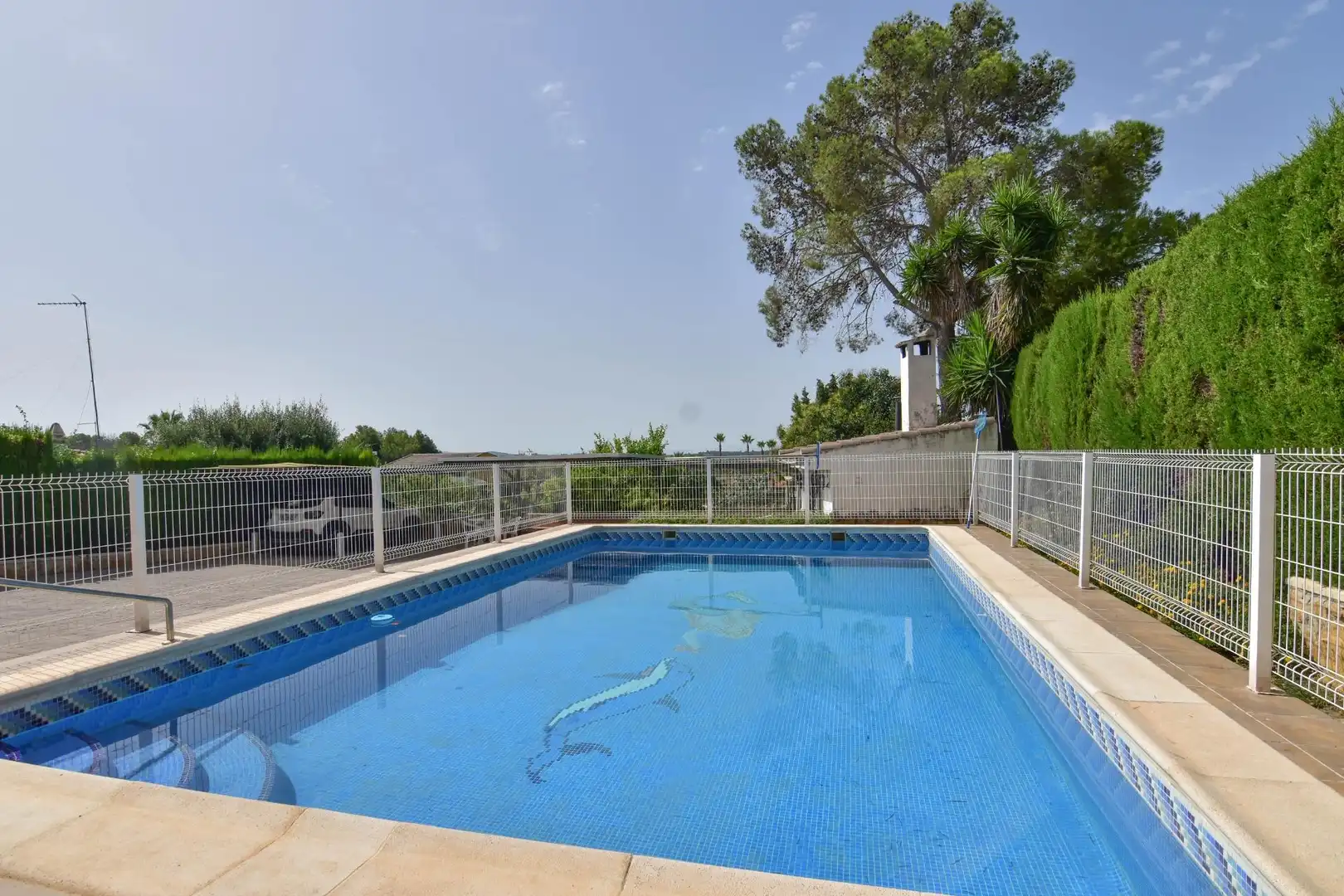 Piscina de Casa o chalet en venta en Montserrat con Aire acondicionado, Calefacción y Jardín privado