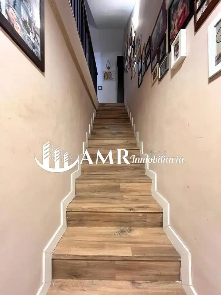 Casa adosada en venta en Seseña con Aire acondicionado, Calefacción y Jardín privado