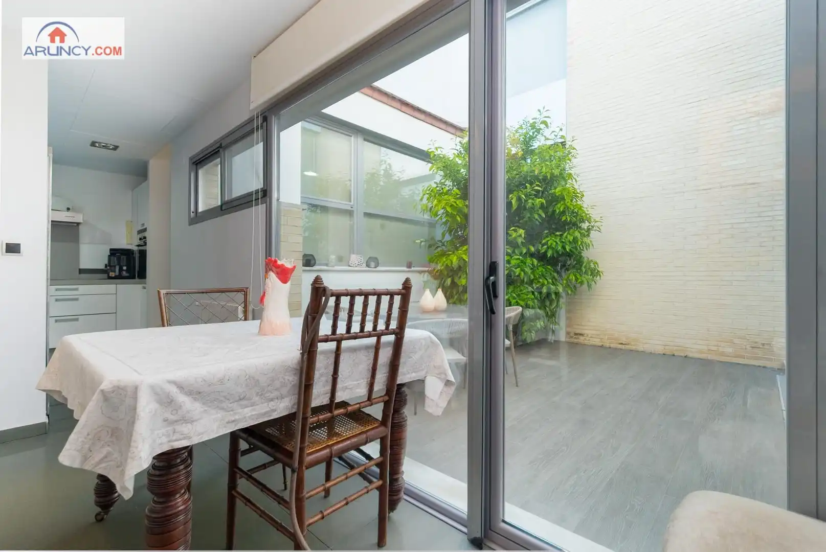 Terrassa de Casa o xalet en venda en Alcalá de Guadaira amb Aire condicionat, Calefacció i Jardí privat