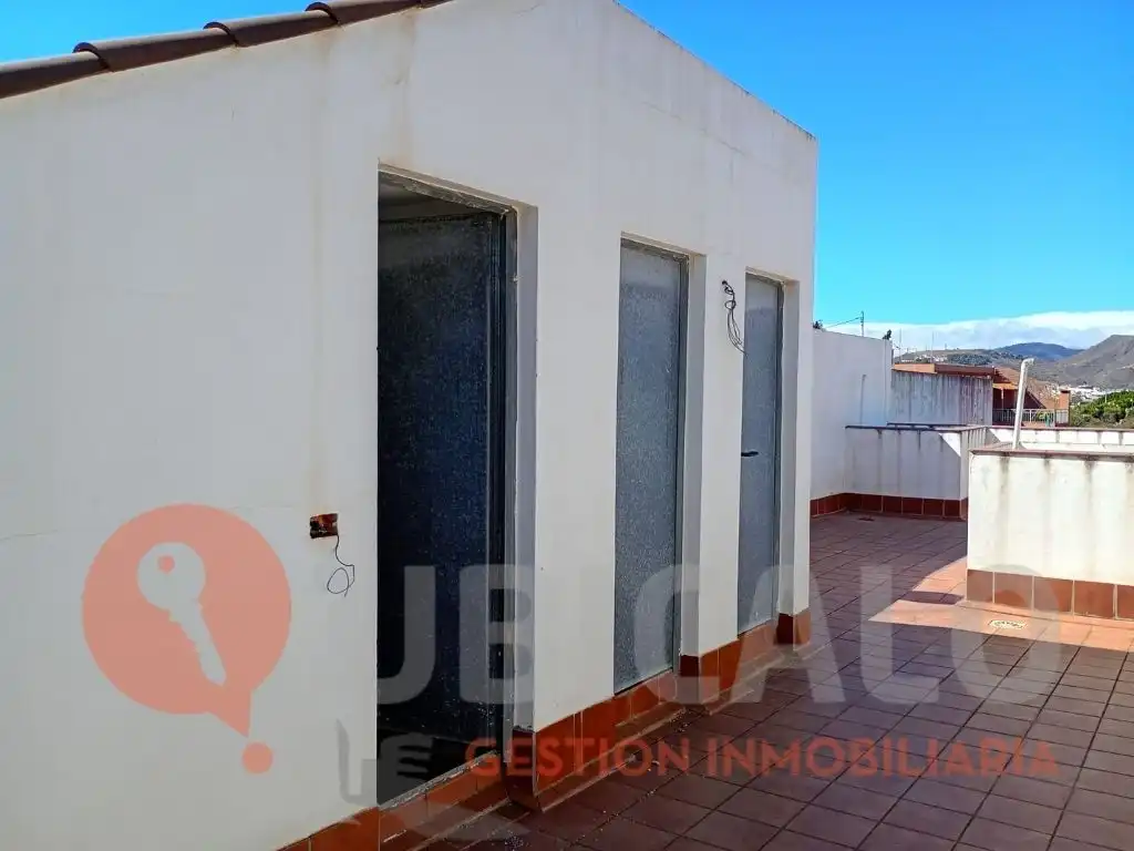 Terrassa de Casa adosada en venda en Santa Cruz de Tenerife amb Terrassa i Traster