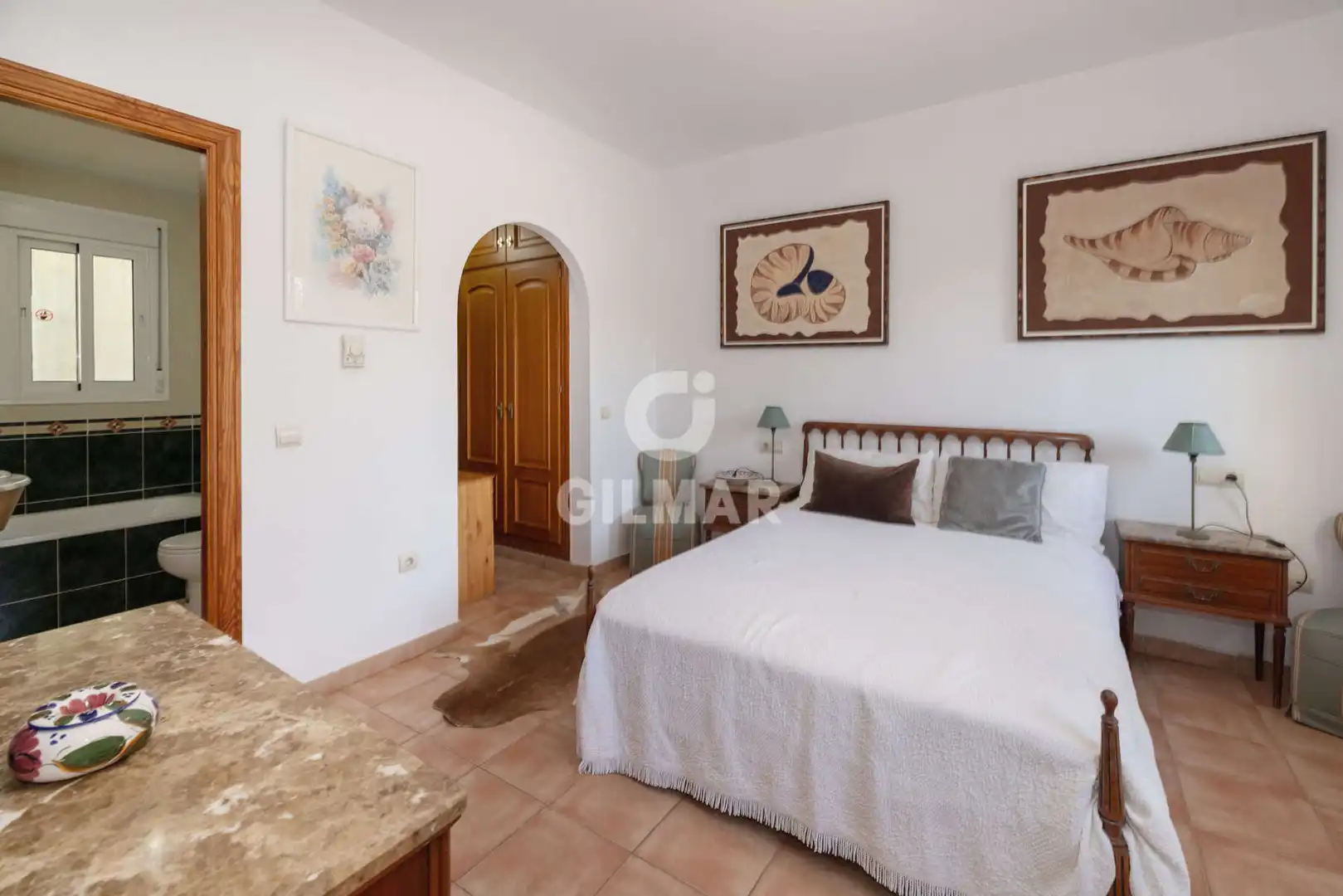 Dormitori de Casa o xalet en venda en Casares amb Calefacció, Jardí privat i Piscina
