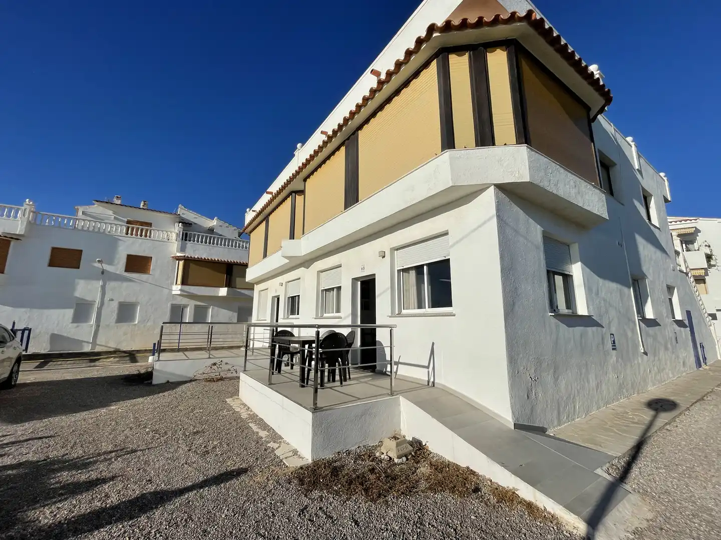 Vista exterior de Apartament en venda en Alcalà de Xivert amb Jardí privat, Terrassa i Piscina