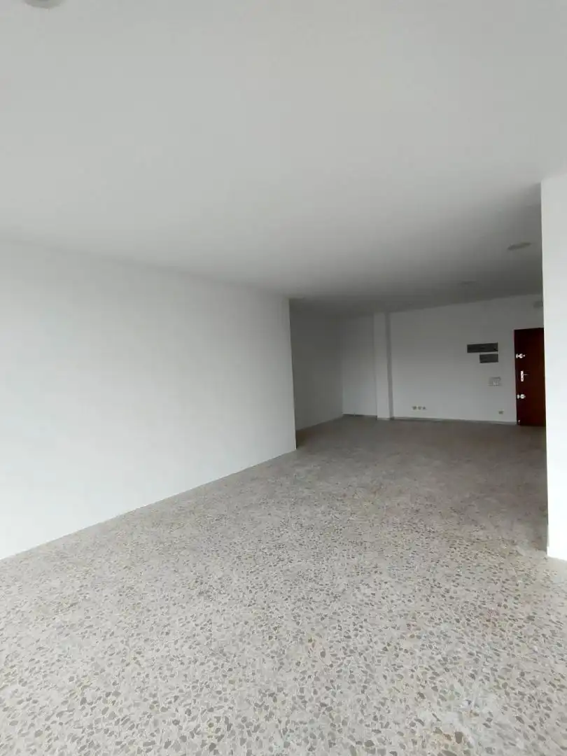 Local commercial à vendre à Carrer Cardenal Vidal i Barraquer, imagen 11