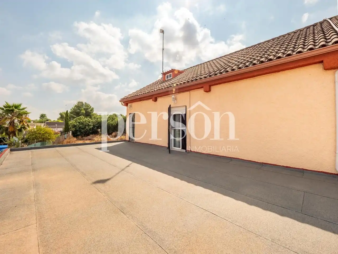 Terrassa de Casa o xalet en venda en Manises amb Aire condicionat, Jardí privat i Terrassa