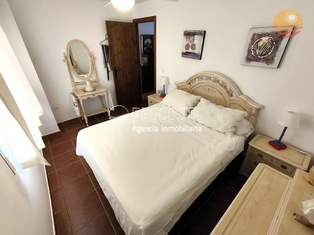 Habitación de Casa adosada en venta en Almuñécar con Aire acondicionado, Jardín privado y Terraza