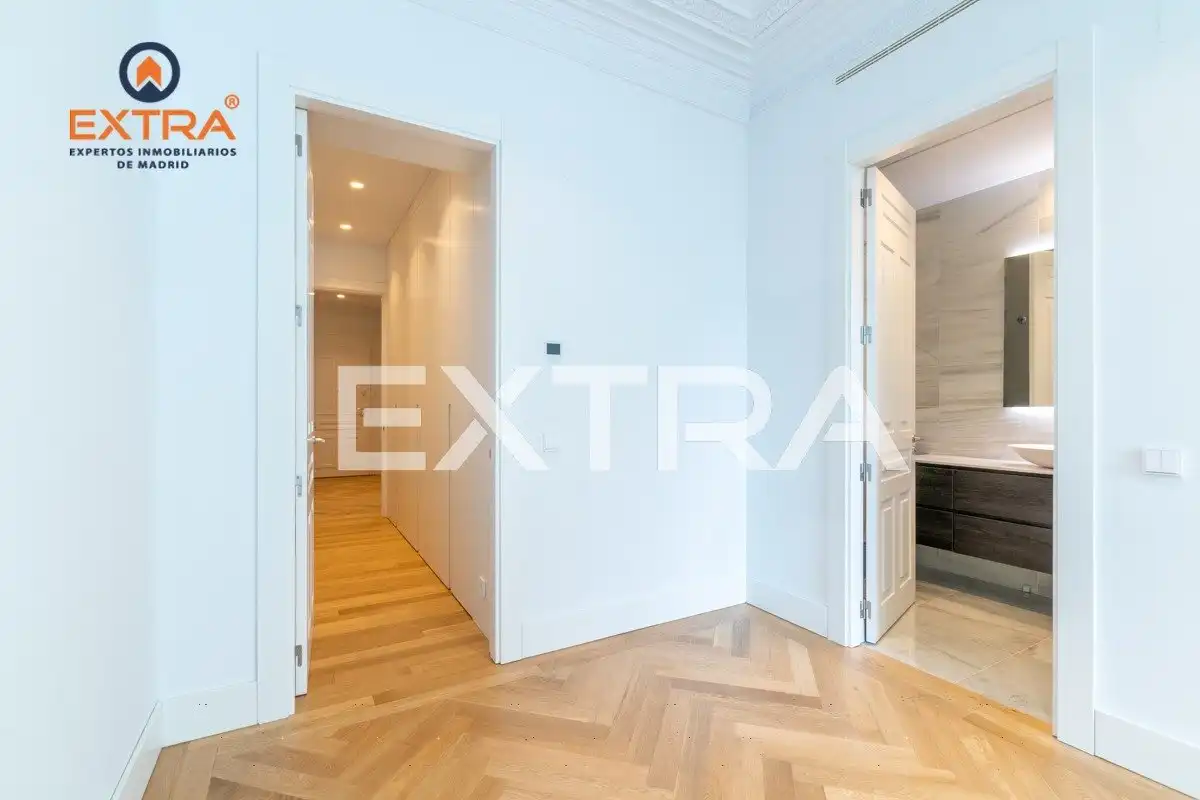 Appartamento con terrazza in affitto a Calle Gran Vía, imagen 18