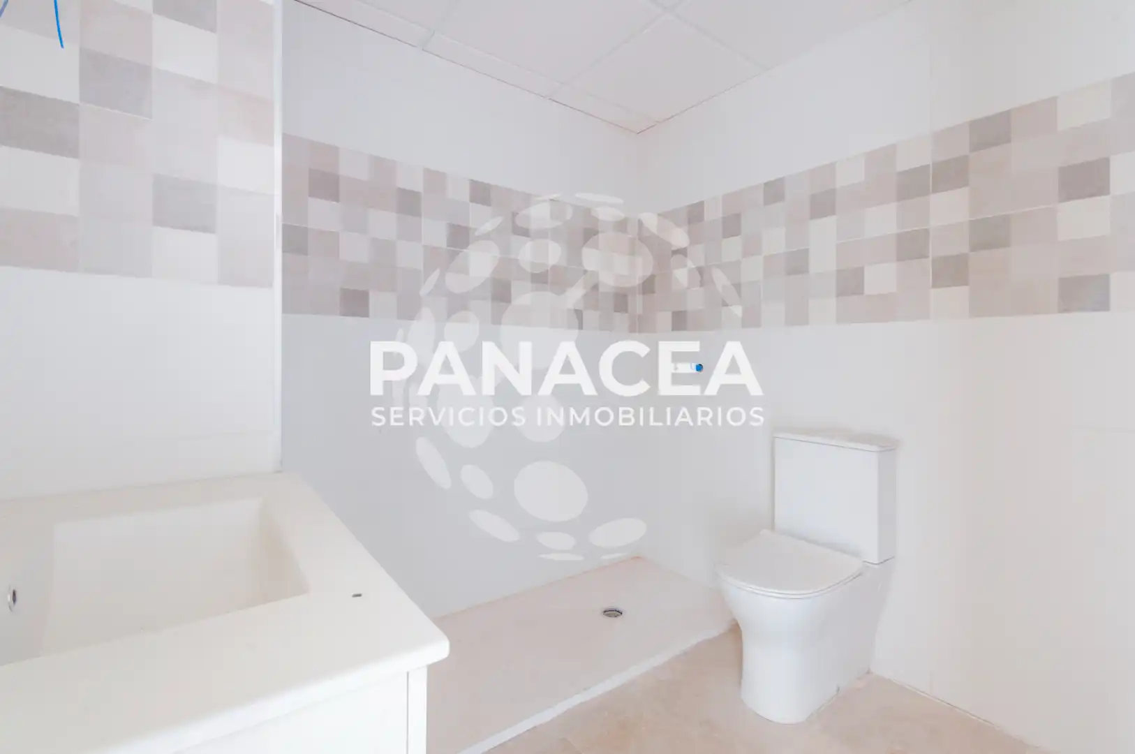 Baño de Piso en venta en El Ejido
