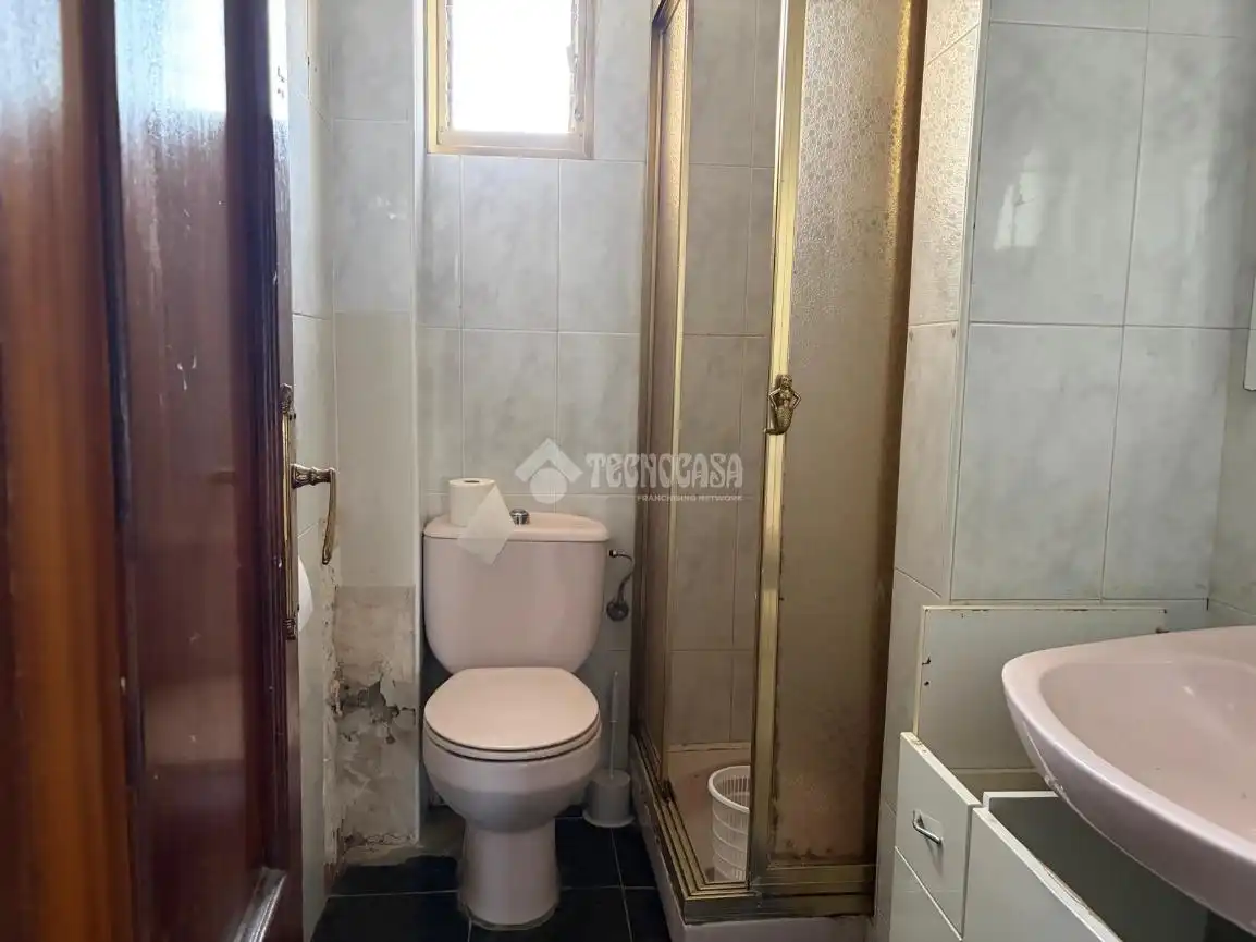 Bany de Pis en venda en Sevilla