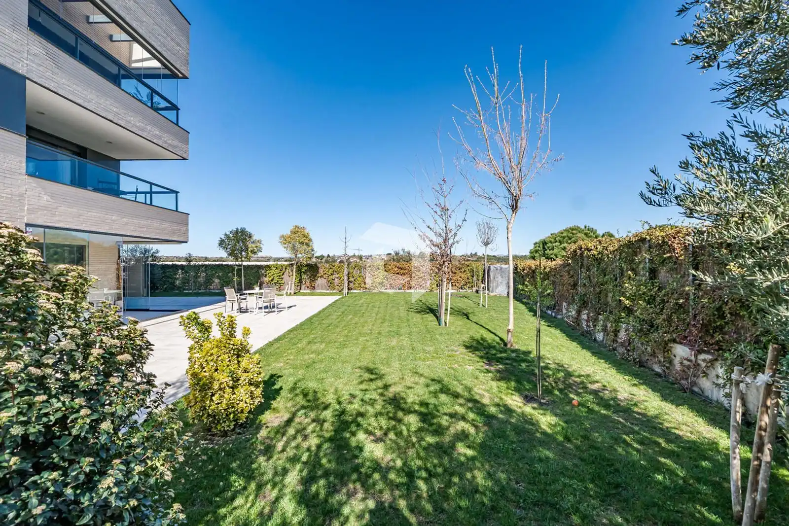 Jardí de Pis en venda en Boadilla del Monte amb Aire condicionat, Calefacció i Terrassa