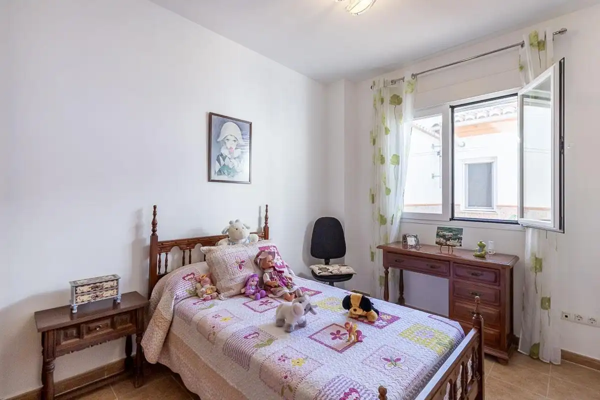 Dormitori de Casa o xalet en venda en Játar amb Moblat i Balcó
