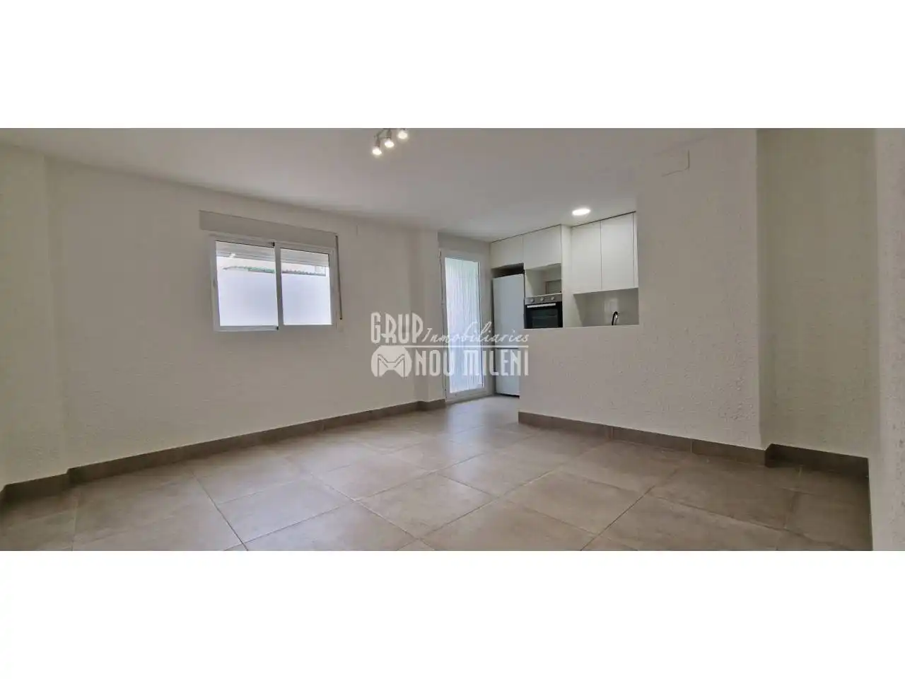 Habitación de Piso de alquiler en Catarroja con Aire acondicionado, Calefacción y Balcón