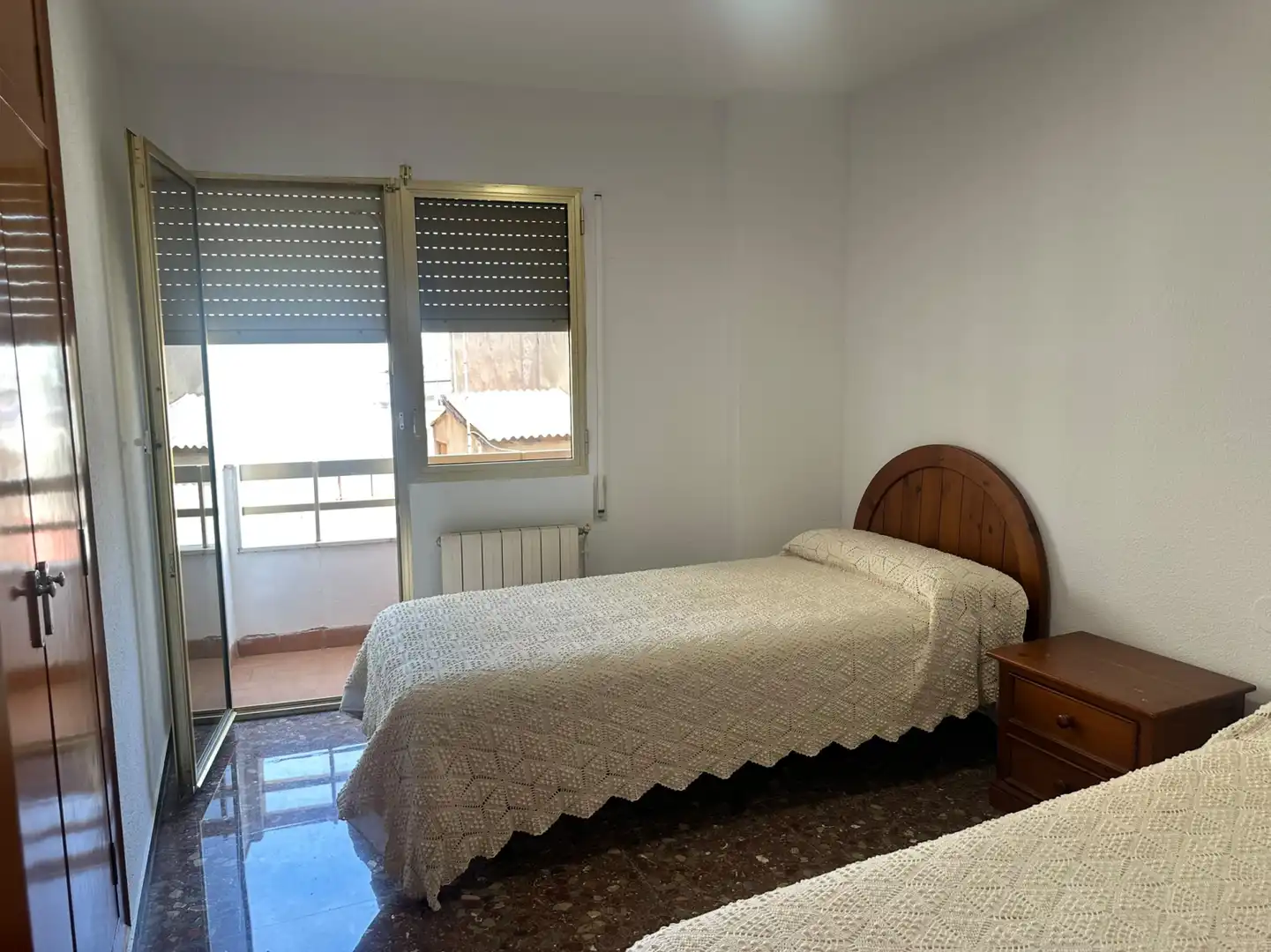 Habitación de Piso de alquiler en Sagunto / Sagunt con Calefacción, Amueblado y Balcón