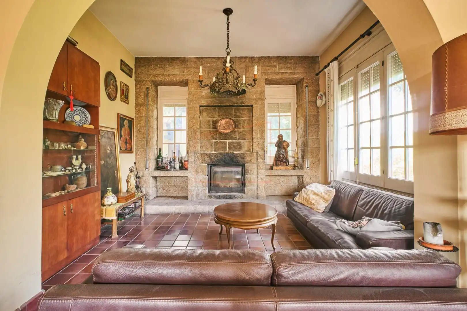 Sala d'estar de Finca rústica en venda en Madrid amb Jardí privat
