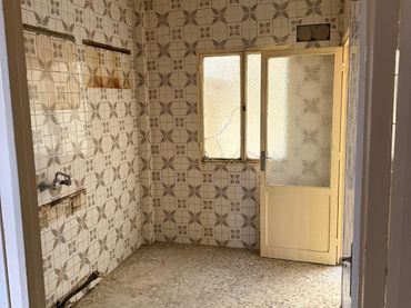 Piso en venta en Calle Adelardo Covarsí 6
