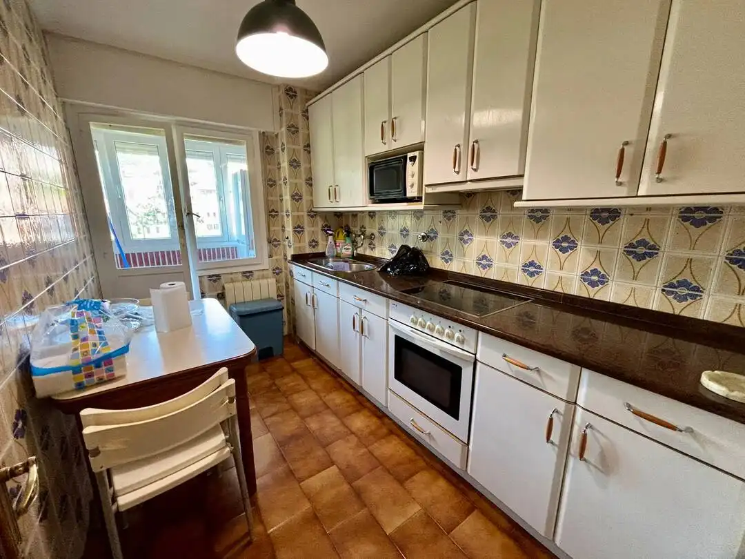 Piso en venta en Barrio de Arkotxa, Zaratamo