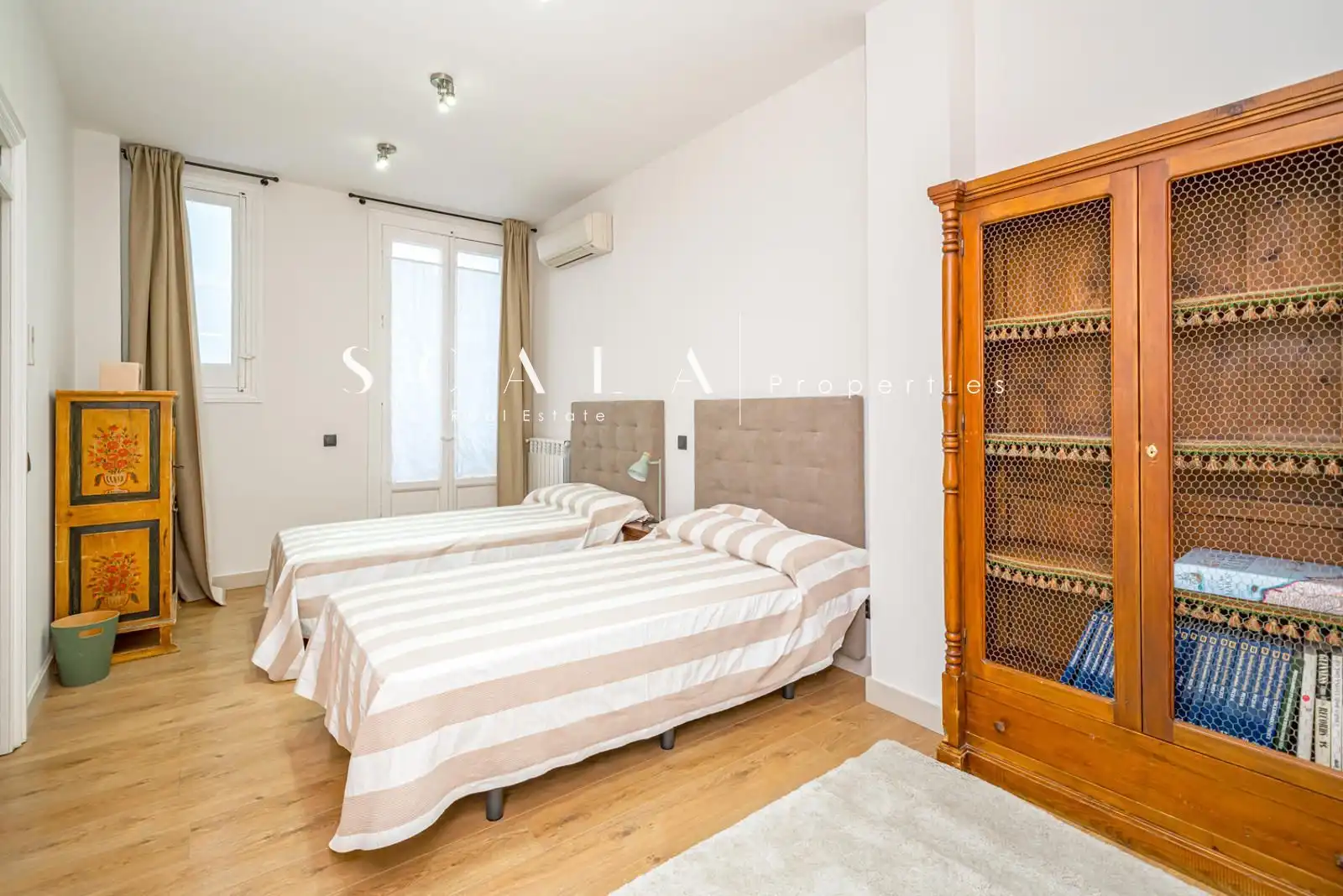 Bedroom of Duplexes for rent in Madrid  with Air Conditioner, Heating and Terrace