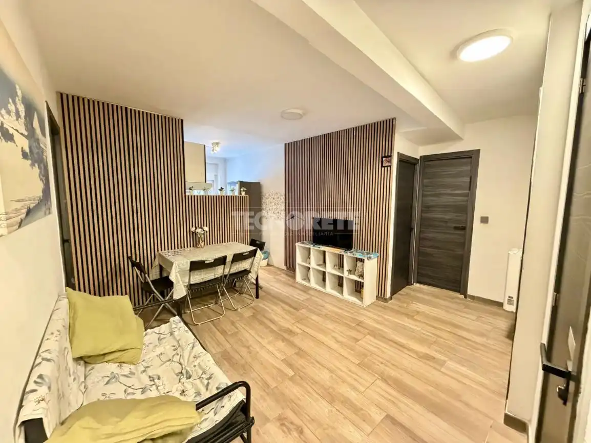 Flat for sale in Madrid  with Air Conditioner and Heating