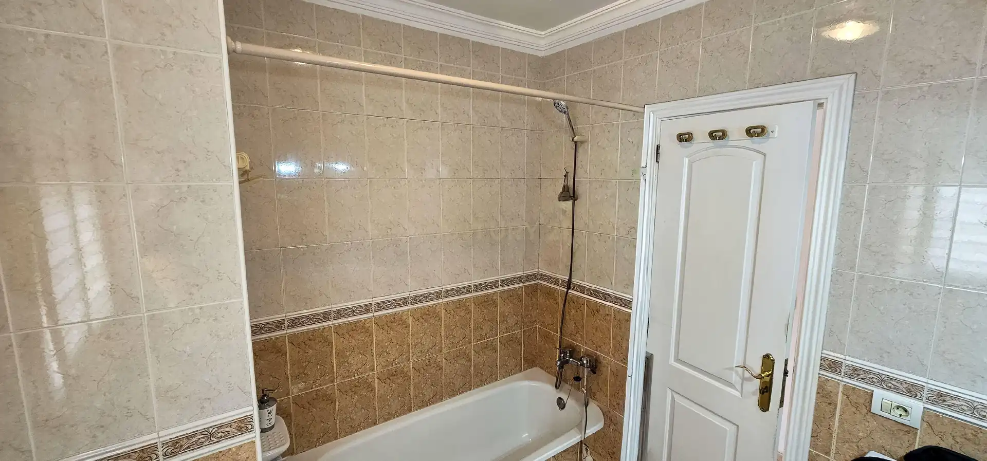 Bathroom of Apartments for sale in Arona