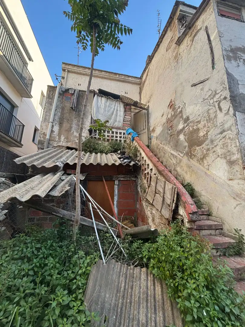 Vista exterior de Residencial en venta en Girona
